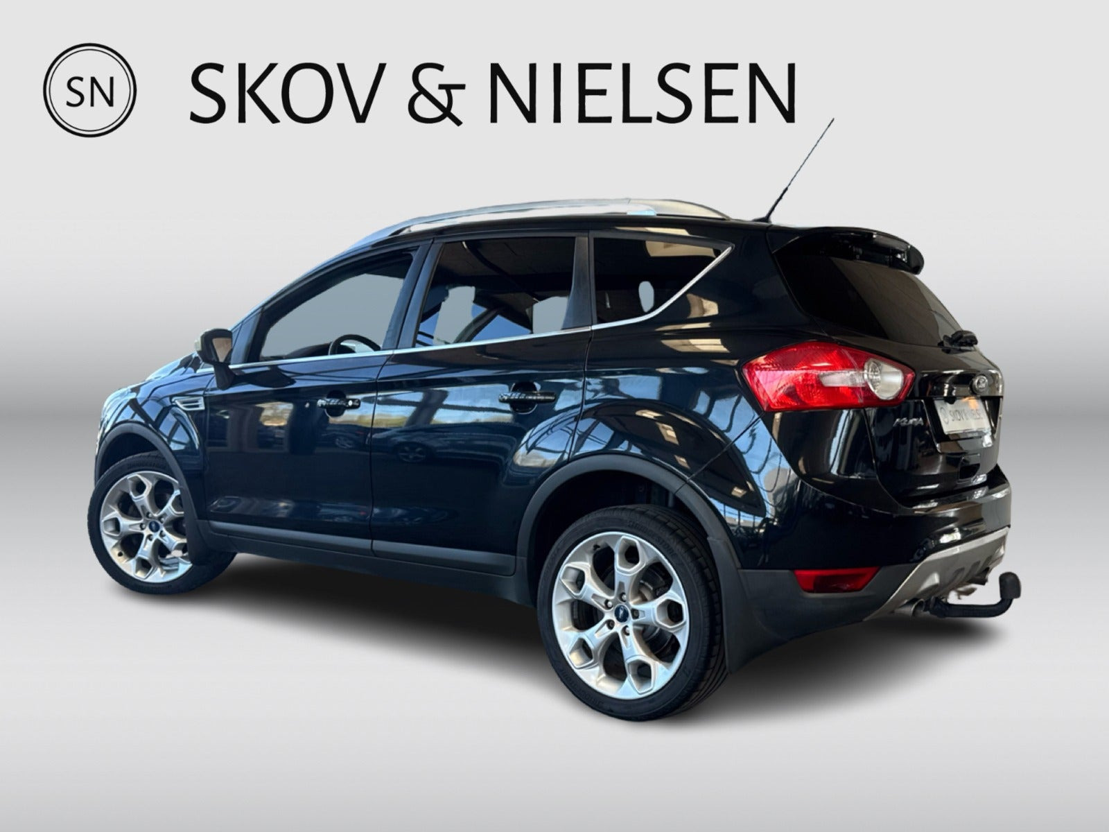 Blå Ford Kuga fra 2011