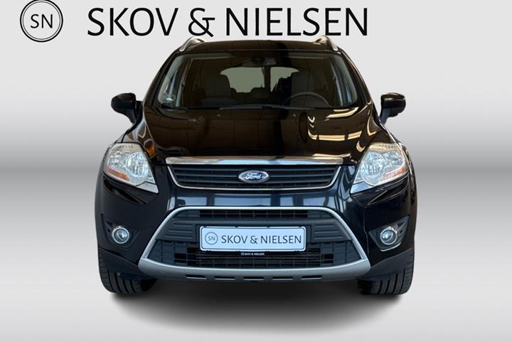 Blå Ford Kuga fra 2011