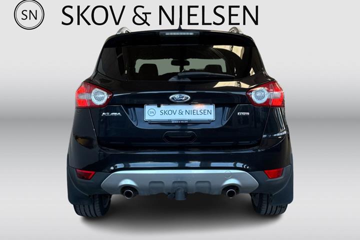 Blå Ford Kuga fra 2011