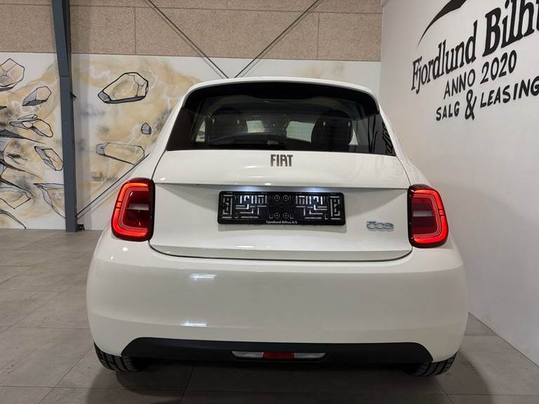 Fiat 500e 42 Icon