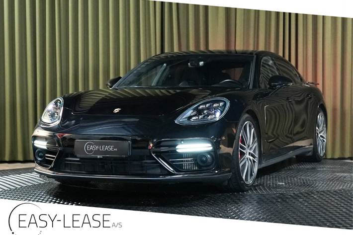 Sort Porsche Panamera Turbo fra 2017 set udefra