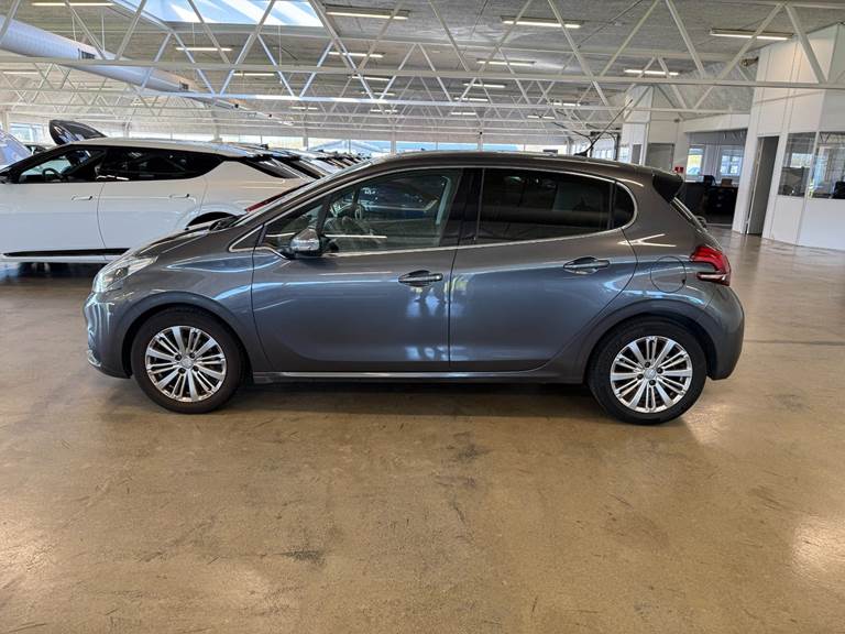 Peugeot 208 1,6 BlueHDi 100 Desire Sky