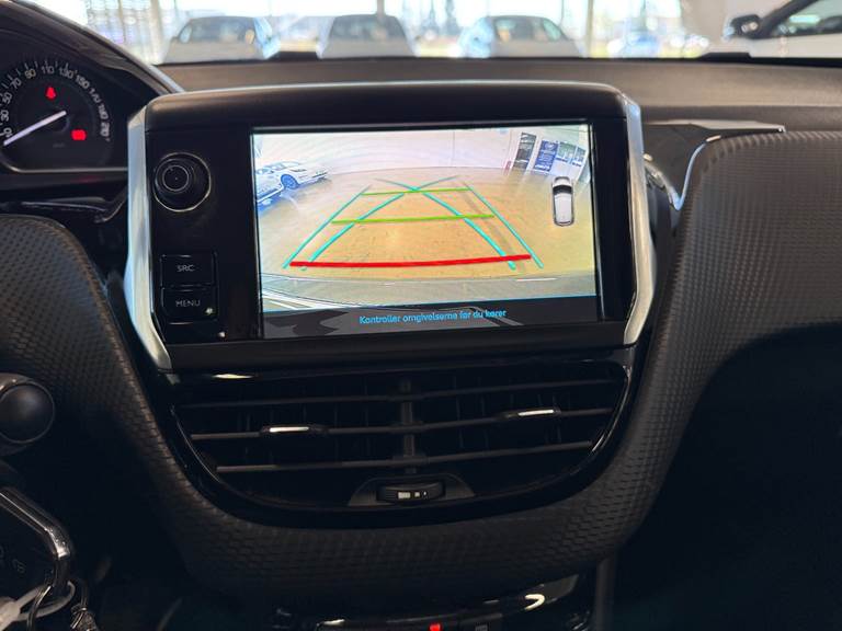 Peugeot 208 1,6 BlueHDi 100 Desire Sky