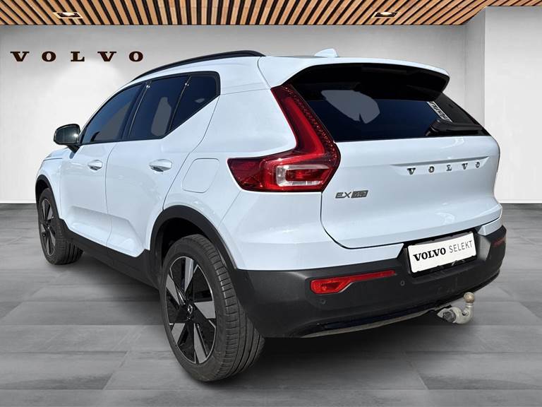 Volvo EX40 Extended Range Core