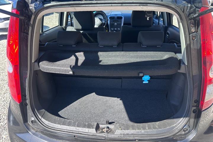 undefined Suzuki Splash fra 2010 set indefra