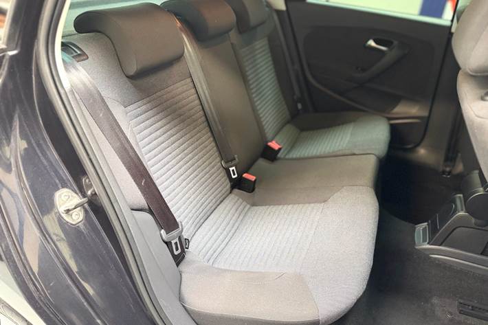 Sort VW Polo fra 2013