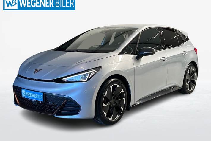 Sølv Cupra Born fra 2023 set udefra