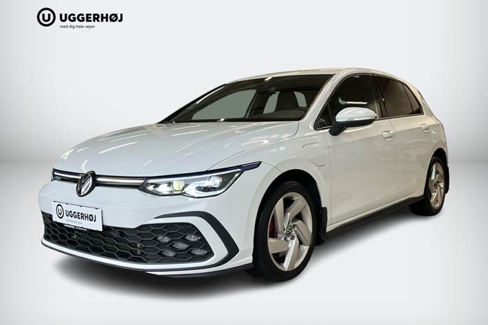 Hvid VW Golf VIII fra 2021