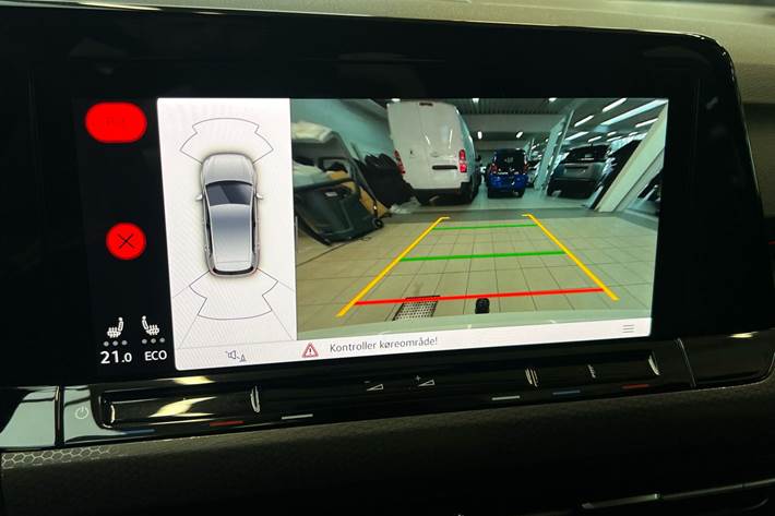 Hvid VW Golf VIII fra 2021