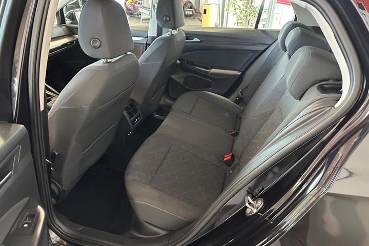 Sort VW Golf VIII fra 2021