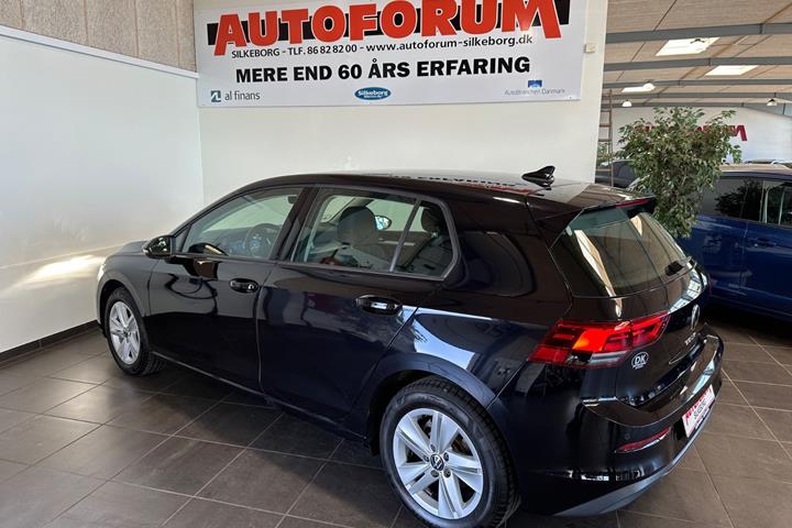 Sort VW Golf VIII fra 2021