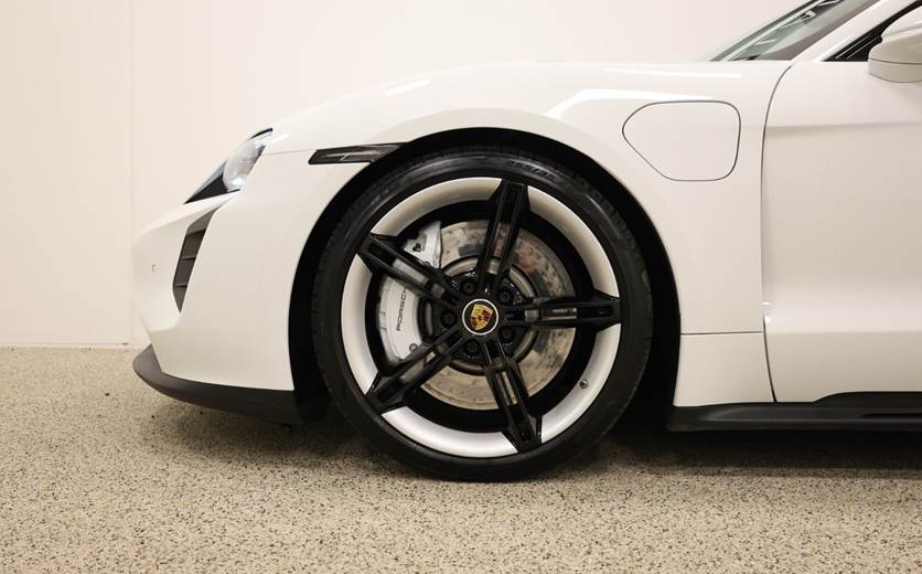 Porsche Taycan GTS
