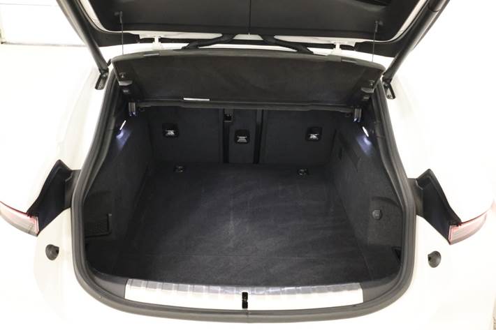 Hvid Porsche Taycan GTS fra 2022