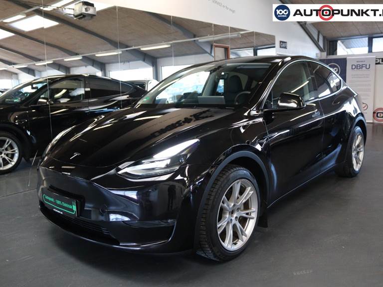 Tesla Model Y Long Range AWD