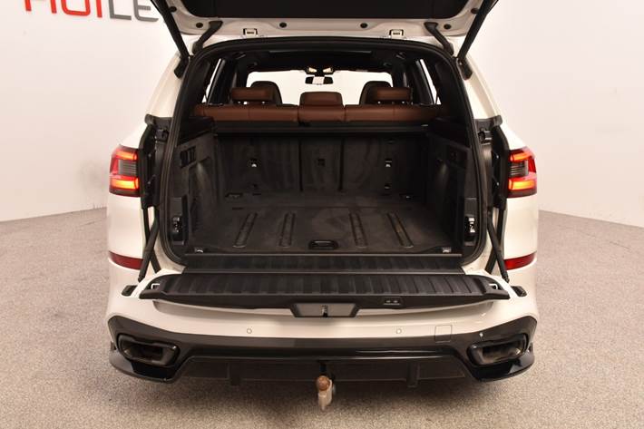 Hvid BMW X5 fra 2019