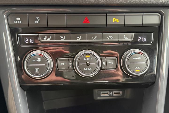 Grå VW T-Roc fra 2020