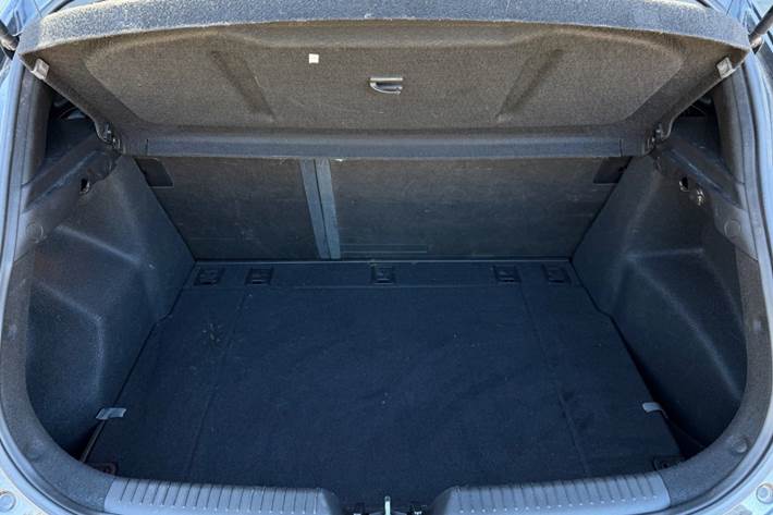 Sort Hyundai i30 fra 2016