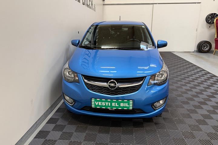 Blå Opel Karl fra 2016 set udefra