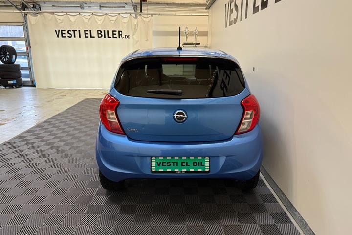 Blå Opel Karl fra 2016