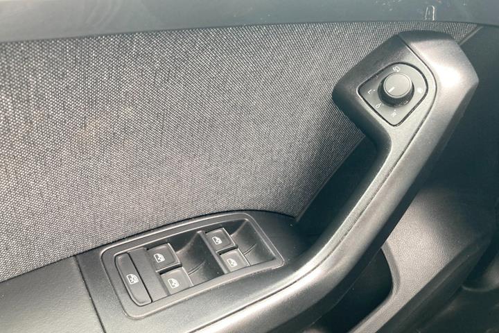 Blå Seat Ateca fra 2021