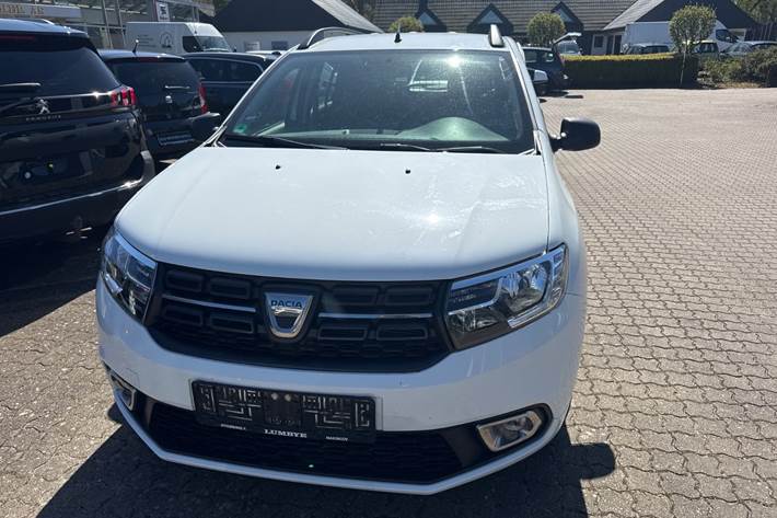 Hvid Dacia Logan fra 2019