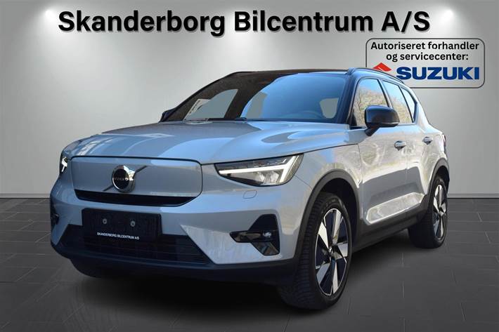 Sort Volvo XC40 fra 2024