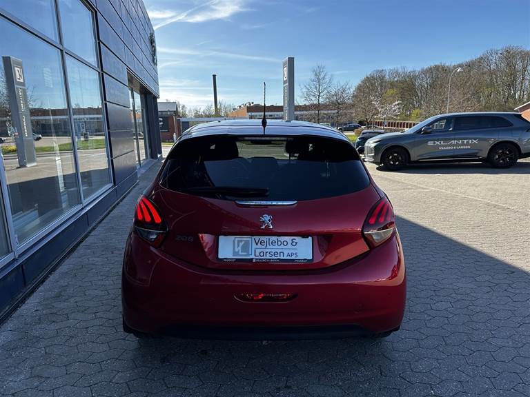 Peugeot 208 1,5 BlueHDi Infinity 100HK 5d 6g