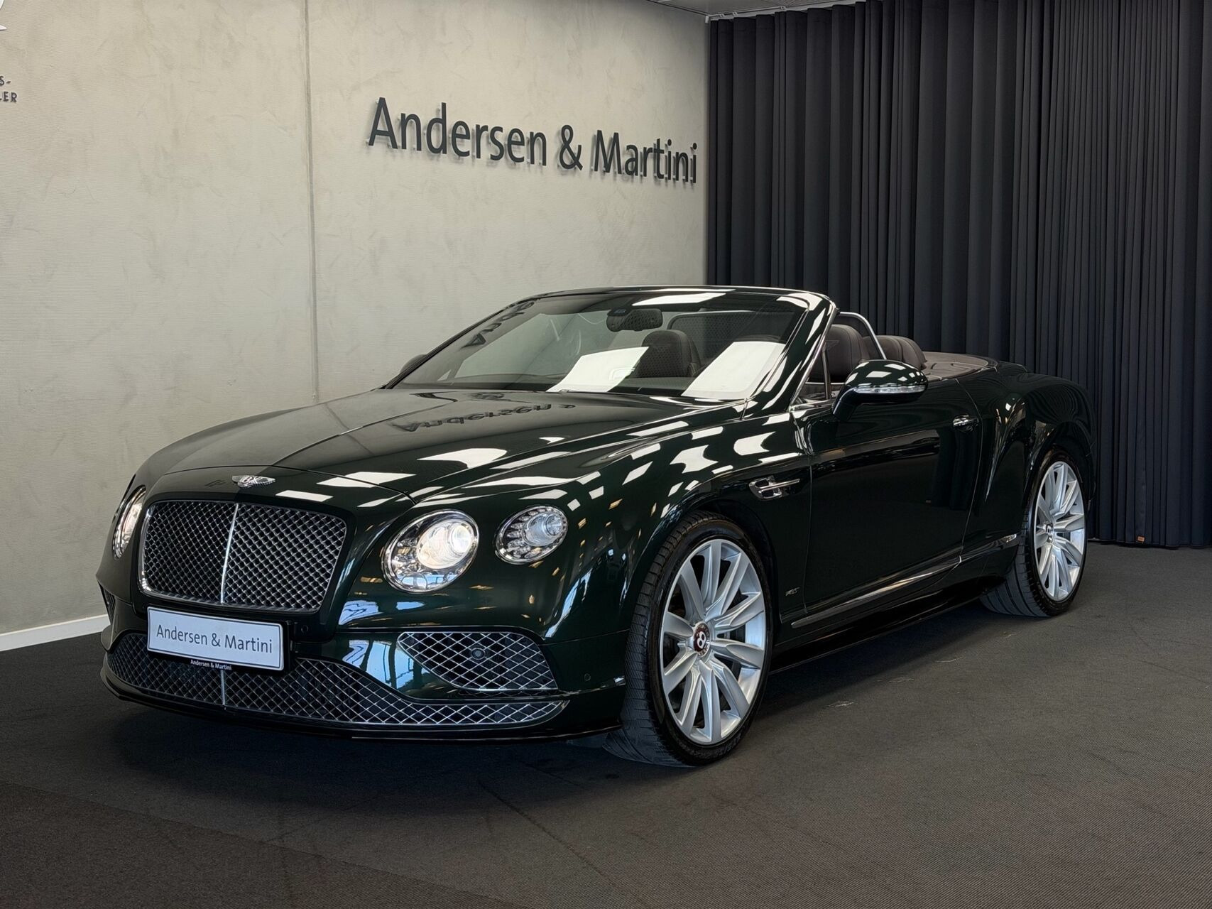 Grøn Bentley Continental GT fra 2016
