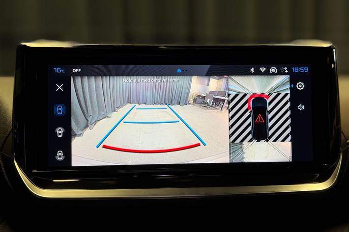 Hvid Peugeot e-2008 fra 2024