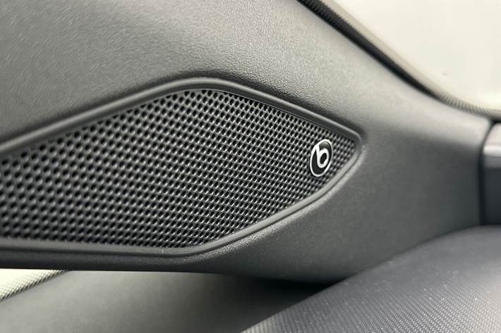 Grå Cupra Born fra 2022