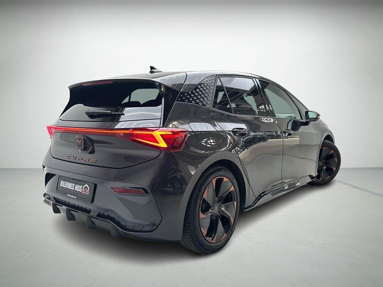 Cupra Born EL Dinamica Pack High 204HK 5d Aut.