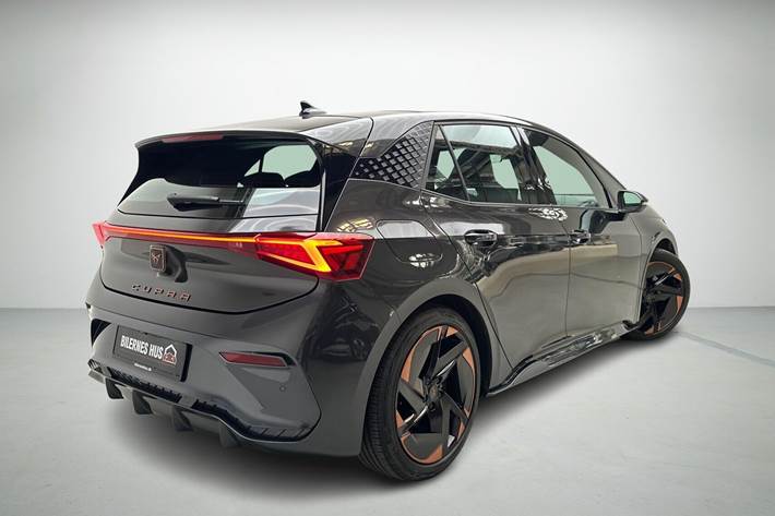 Grå Cupra Born fra 2022