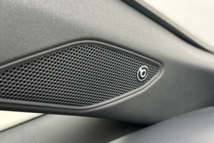 Grå Cupra Born fra 2022