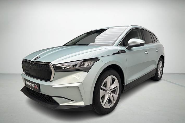 Grå Skoda Enyaq fra 2021
