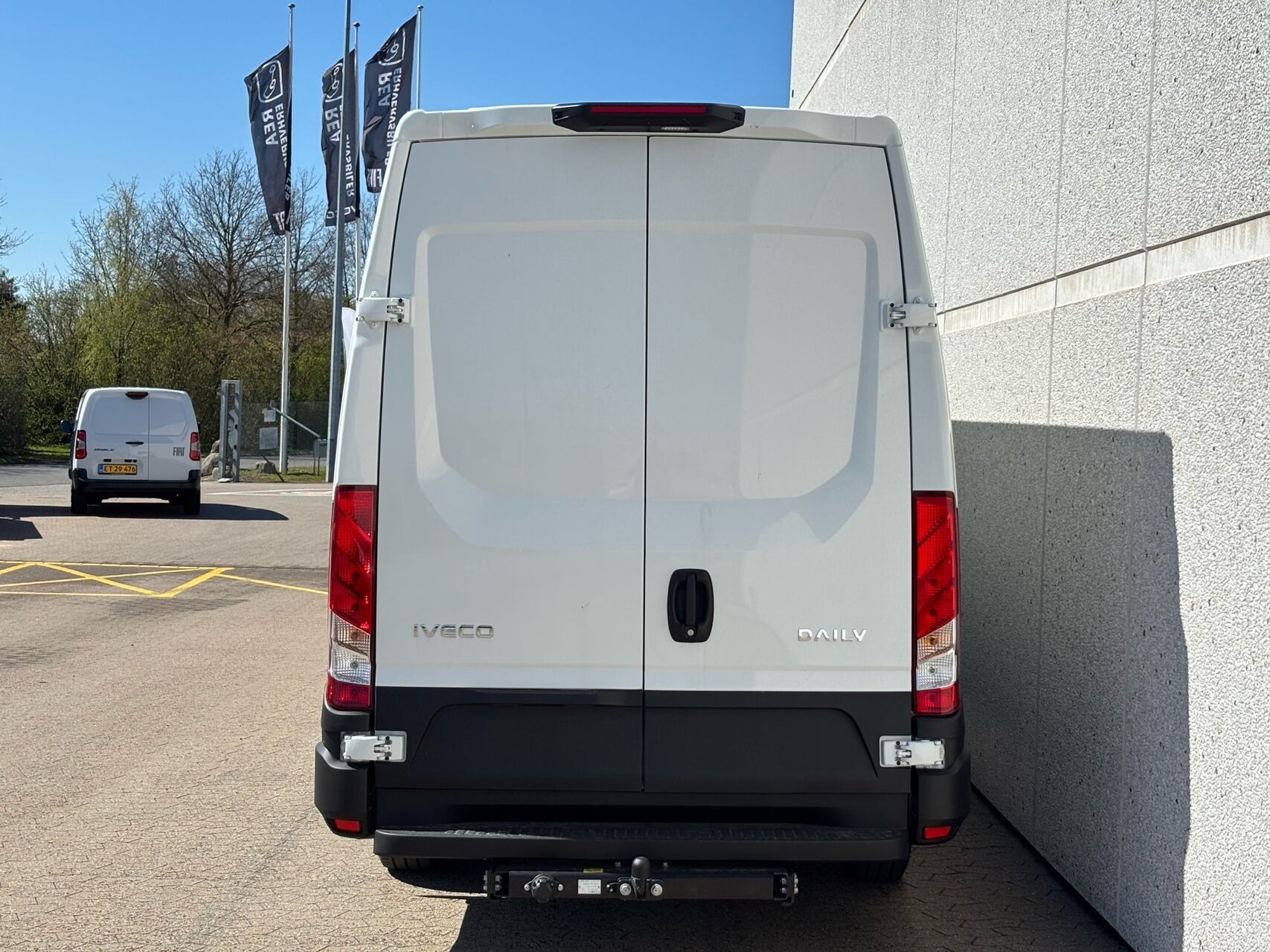 Hvid Iveco Daily fra 2026