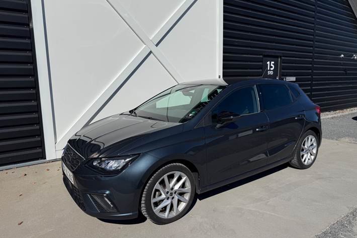 Grå Seat Ibiza fra 2022