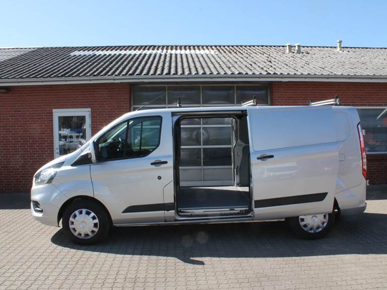 Ford Transit Custom 300 L2 2,0 TDCi 130 Active aut.