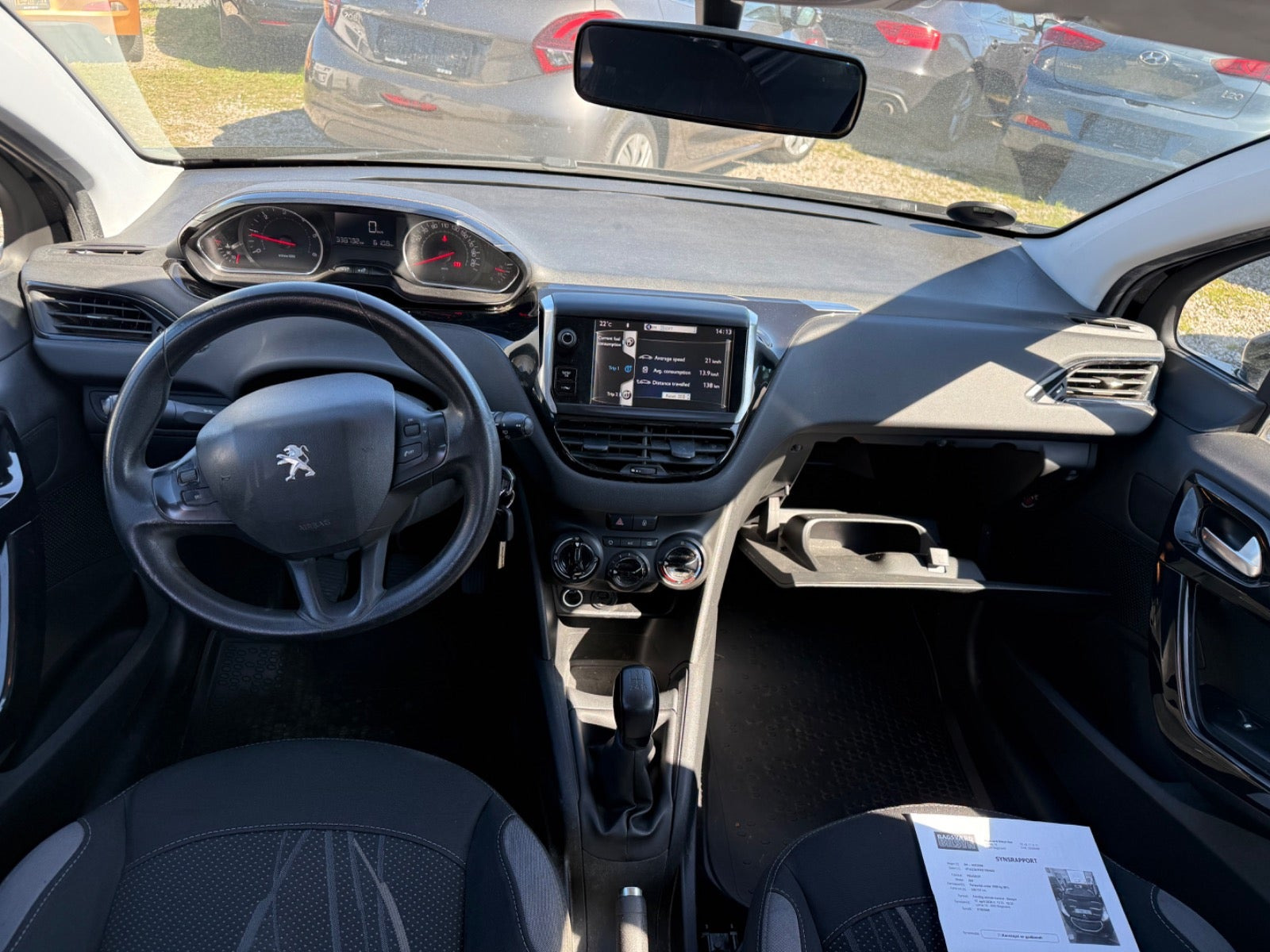 Sort Peugeot 208 fra 2014
