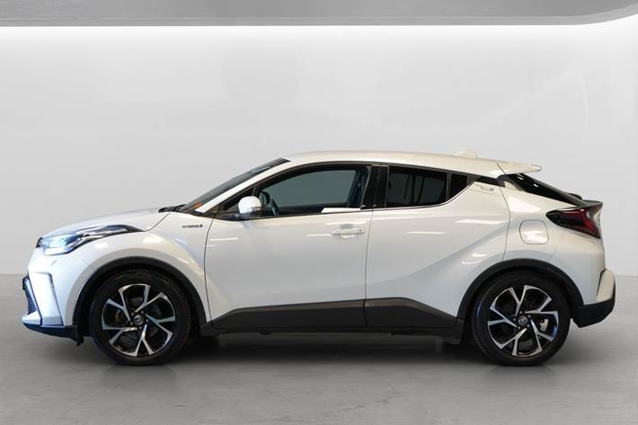 Hvid Toyota C-HR fra 2020
