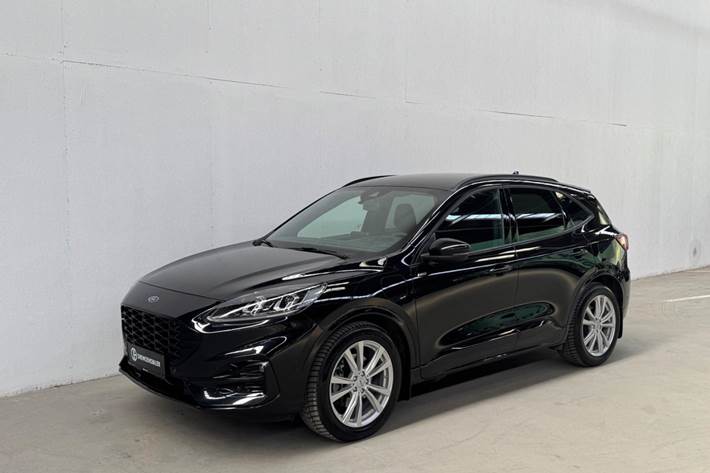 Sort Ford Kuga fra 2020
