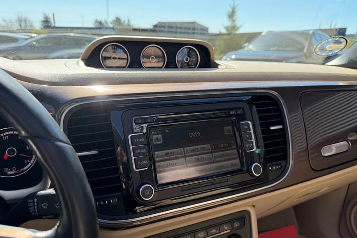 Brun VW The Beetle fra 2013