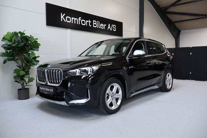 Sort BMW iX1 fra 2023