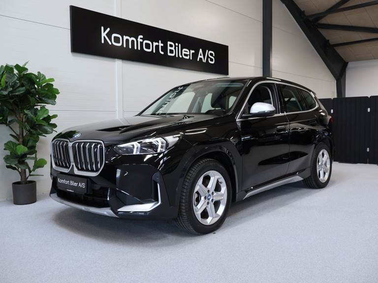 BMW iX1 eDrive20 X-Line