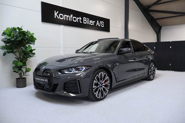 Grå BMW i4 fra 2022