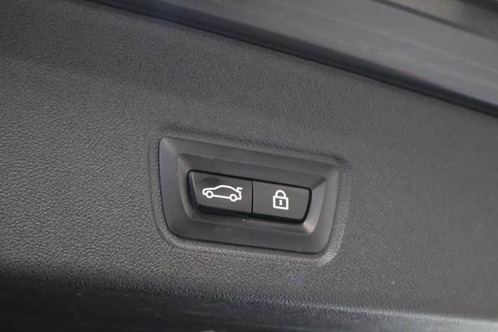 Grå BMW i4 fra 2022