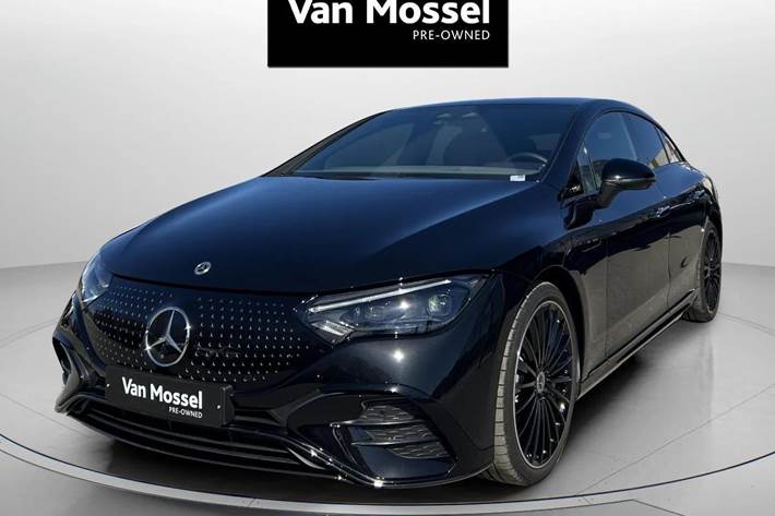 Sort Mercedes EQE350+ fra 2025