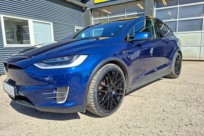 undefined Tesla Model X fra 2016