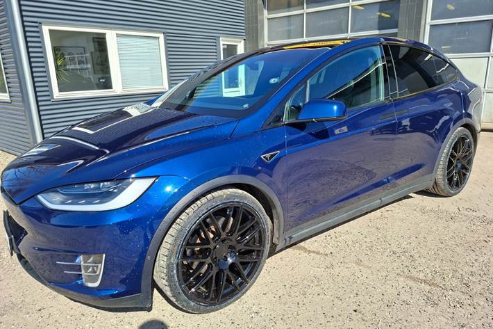 undefined Tesla Model X fra 2016