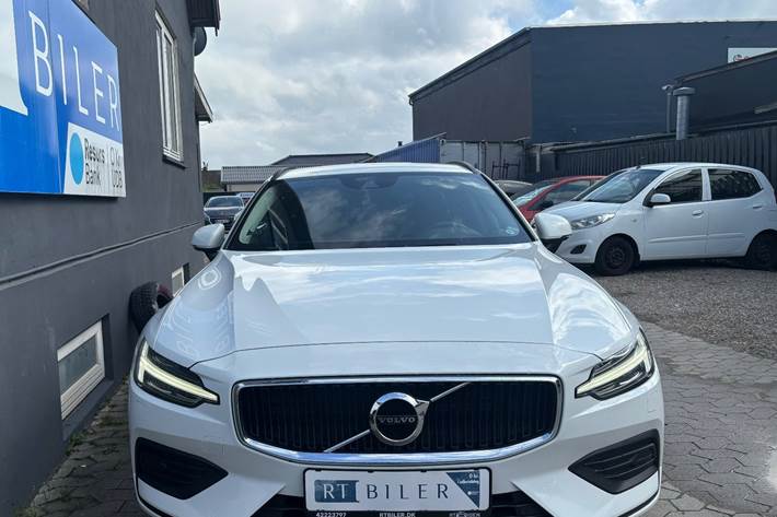 Hvid Volvo V60 fra 2019