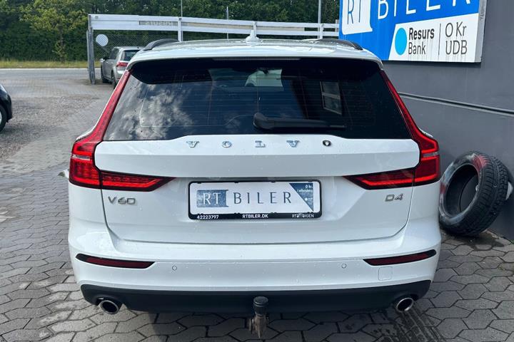Hvid Volvo V60 fra 2019